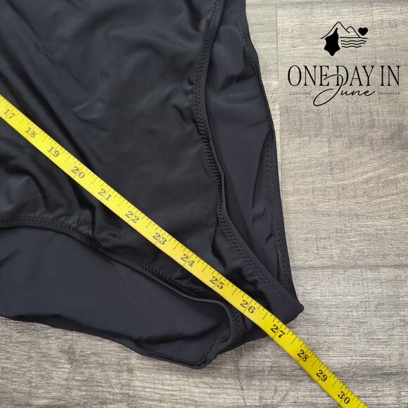 CharmLeaks V Front Tummy Control One Piece Swimsuit Size M - Picture 3 of 4